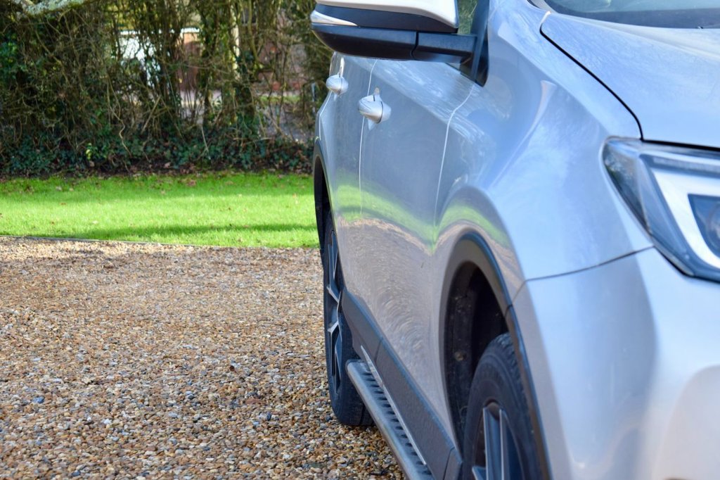 Used Toyota RAV4 2016 for sale - 77269079: Photo 17