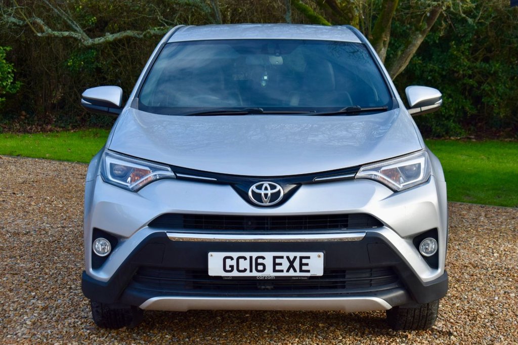 Used Toyota RAV4 2016 for sale - 77269079: Photo 2