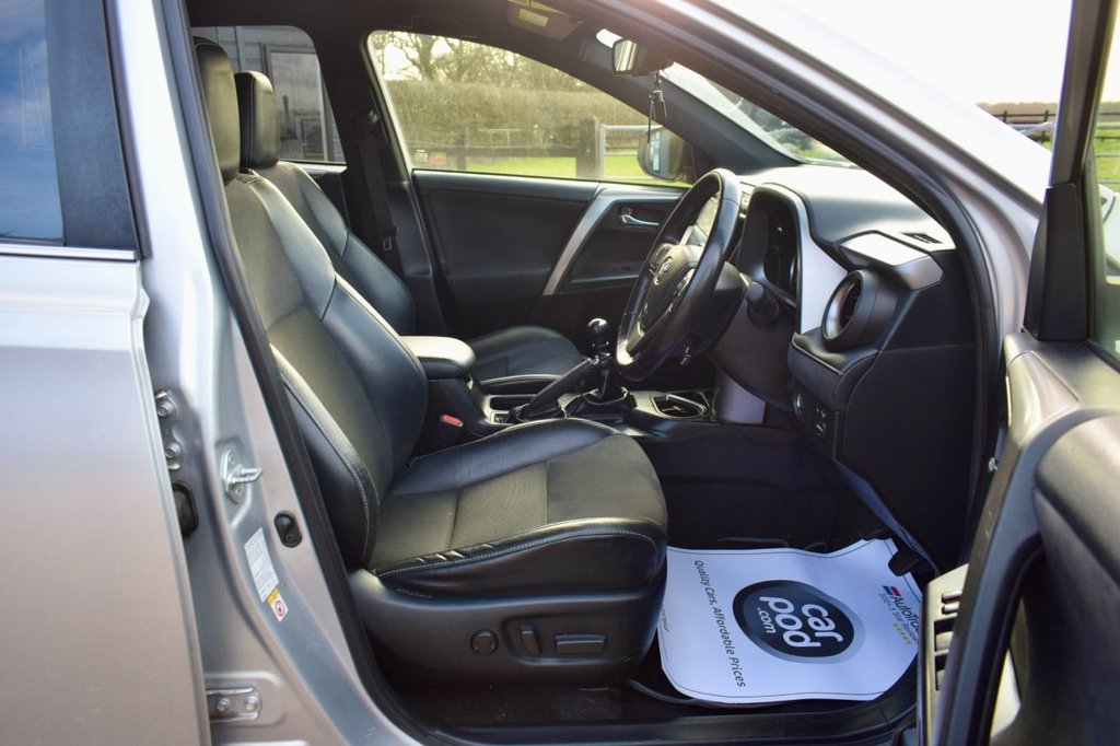 Used Toyota RAV4 2016 for sale - 77269079: Photo 25