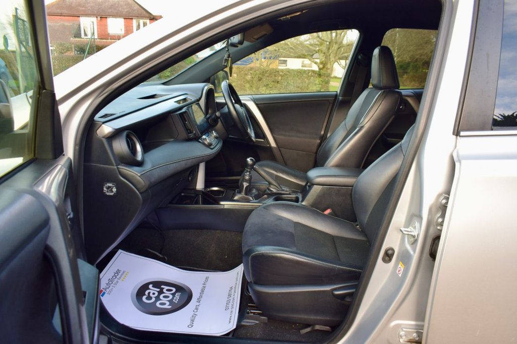 Used Toyota RAV4 2016 for sale - 77269079: Photo 30