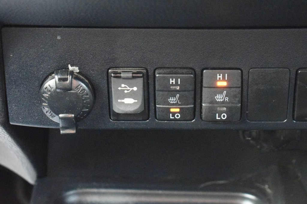 Used Toyota RAV4 2016 for sale - 77269079: Photo 44