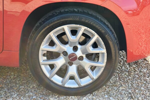 Used Fiat Panda 2016 for sale - 76248537: Photo 18