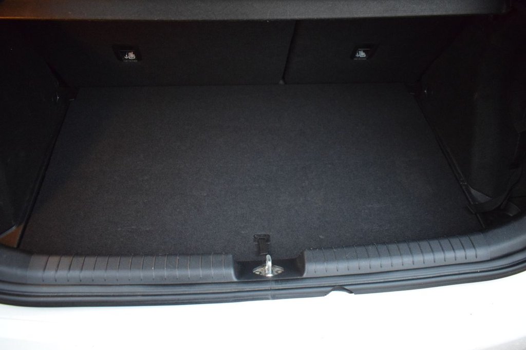 Used Hyundai i20 2017 for sale - 76901174: Photo 12