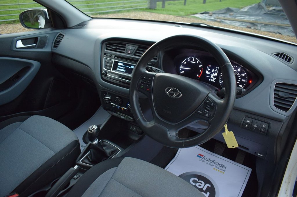 Used Hyundai i20 2017 for sale - 76901174: Photo 23