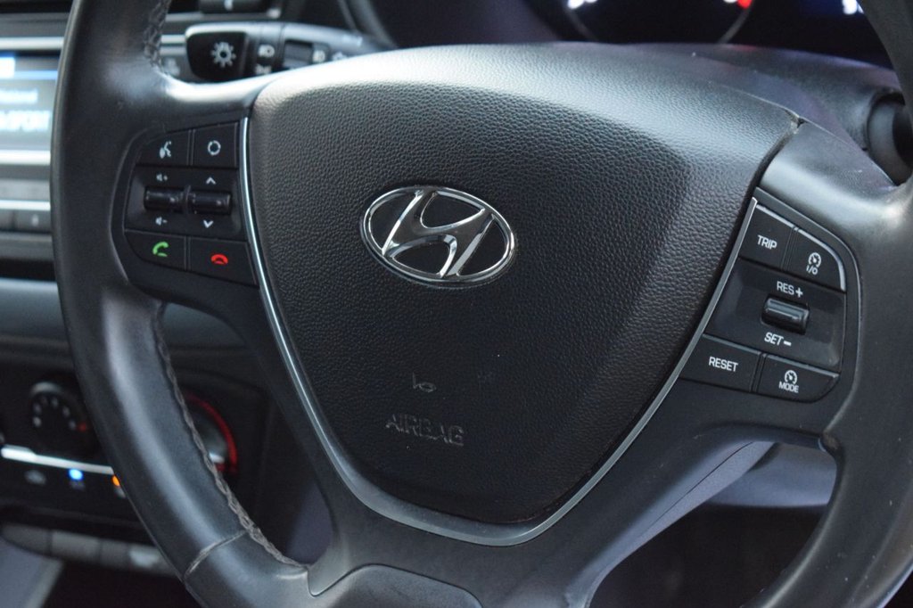 Used Hyundai i20 2017 for sale - 76901174: Photo 27