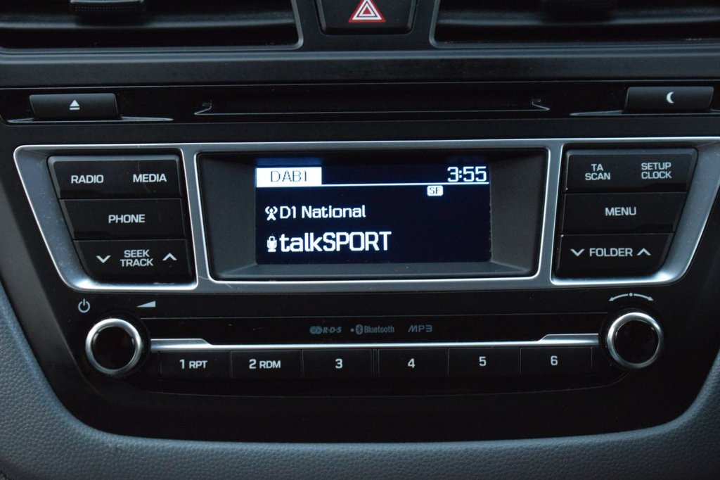 Used Hyundai i20 2017 for sale - 76901174: Photo 44