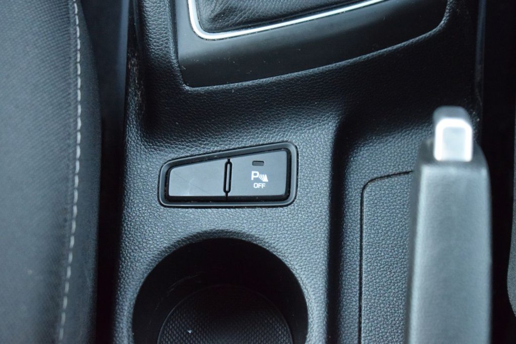 Used Hyundai i20 2017 for sale - 76901174: Photo 48