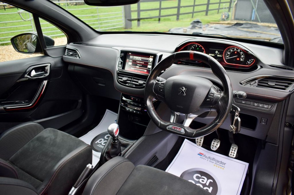 Used Peugeot 208 2016 for sale - 77588299: Photo 26