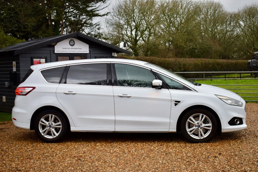 Used Ford S-Max 2015 for sale - 77288264: Photo 14