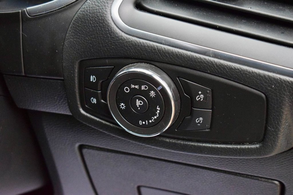 Used Ford S-Max 2015 for sale - 77288264: Photo 24