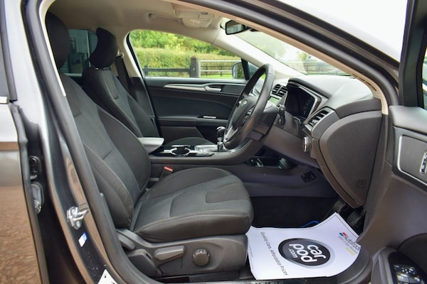 Used Ford Mondeo 2017 for sale - 76248542: Photo 33