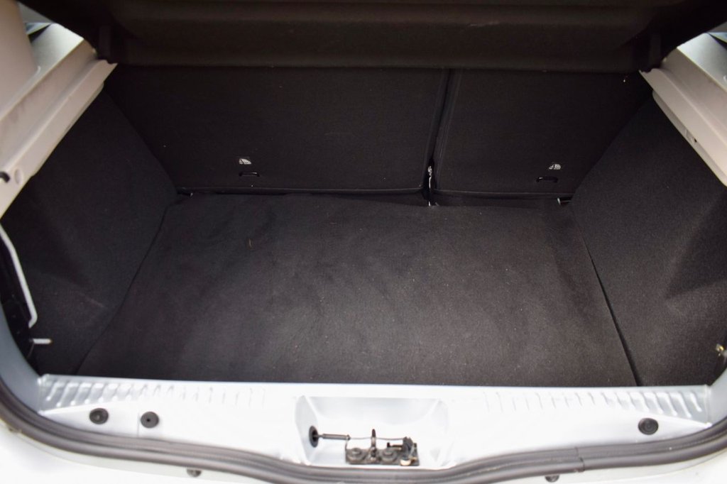 Used Dacia Sandero Stepway 2019 for sale - 76610282: Photo 12