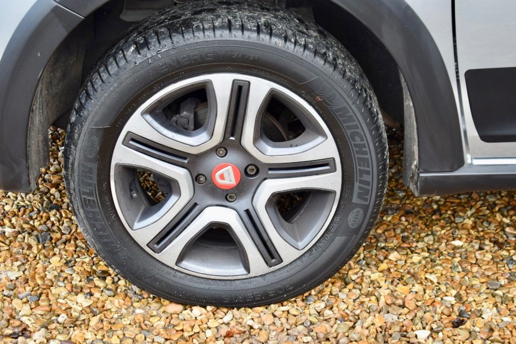 Used Dacia Sandero Stepway 2019 for sale - 76610282: Photo 22