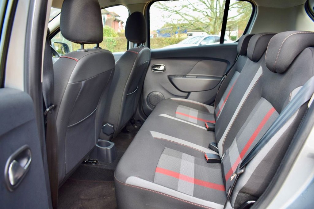 Used Dacia Sandero Stepway 2019 for sale - 76610282: Photo 31