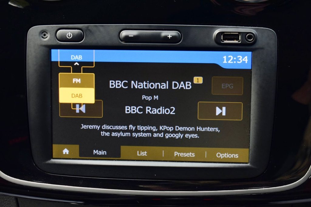 Used Dacia Sandero Stepway 2019 for sale - 76610282: Photo 40