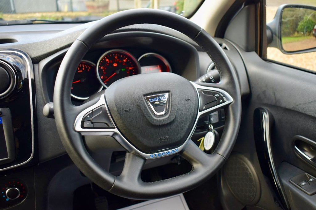 Used Dacia Sandero Stepway 2019 for sale - 76610282: Photo 44