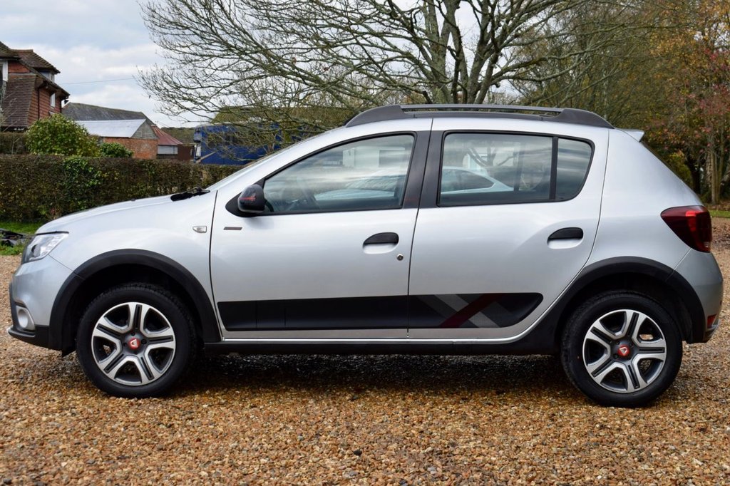 Used Dacia Sandero Stepway 2019 for sale - 76610282: Photo 7