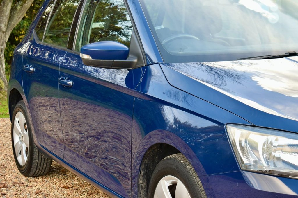 Used Skoda Fabia 2015 for sale - 76345449: Photo 16
