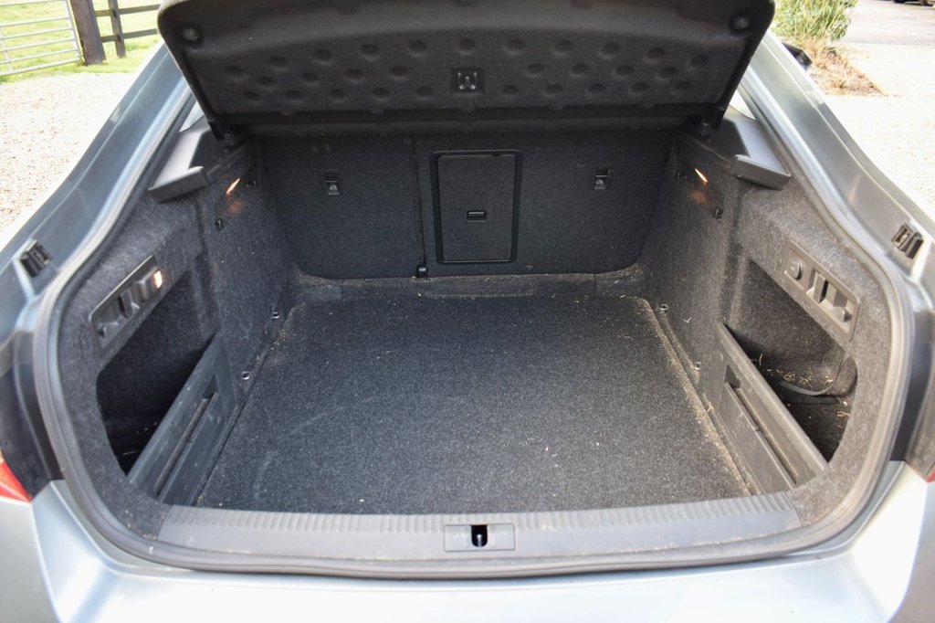 Used Skoda Superb 2019 for sale - 77269156: Photo 13