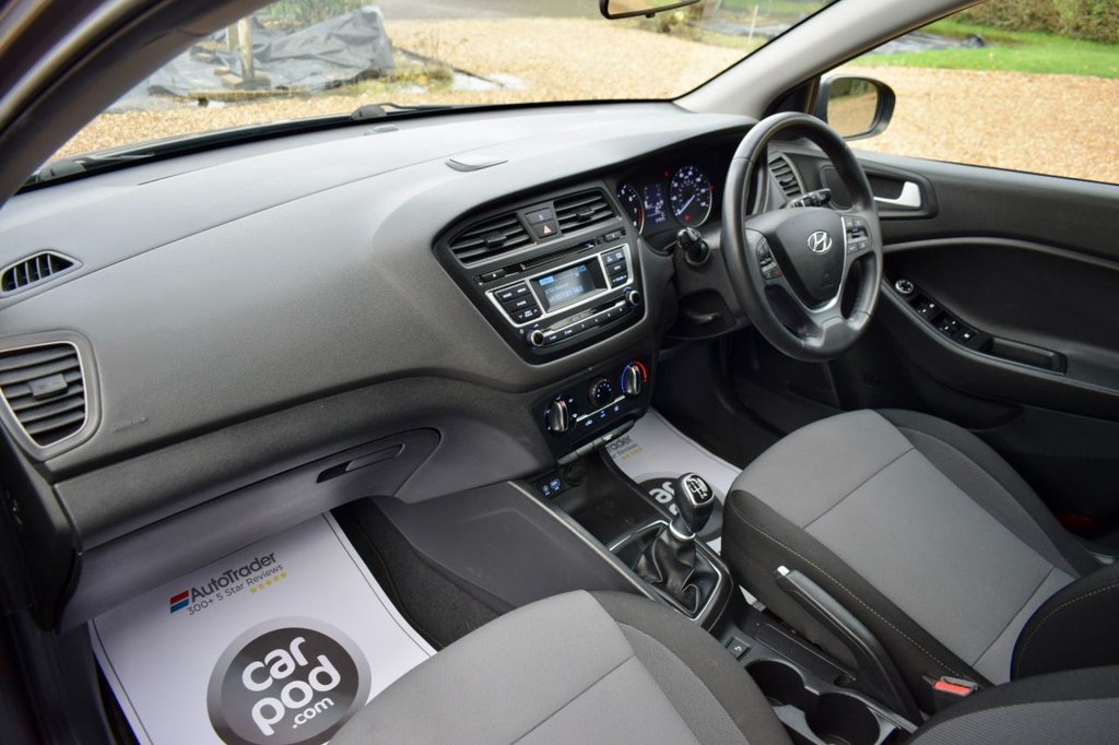 Used Hyundai i20 2017 for sale - 76900791: Photo 33