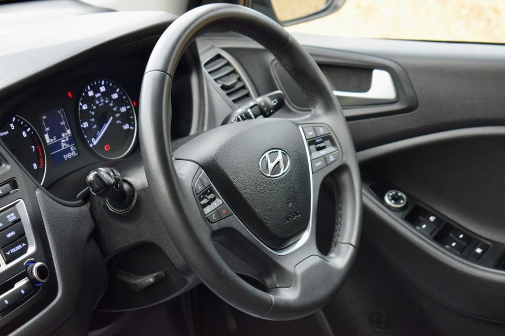 Used Hyundai i20 2017 for sale - 76900791: Photo 36