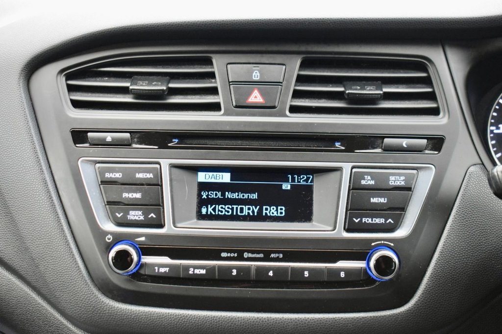 Used Hyundai i20 2017 for sale - 76900791: Photo 43