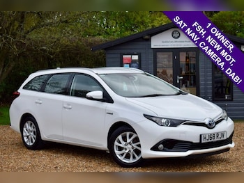 2019 (68) - 1.8 Hybrid Icon Tech TSS 5dr CVT