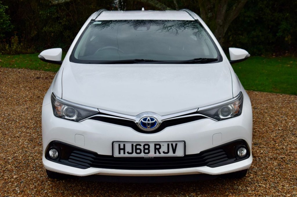 Used Toyota Auris 2019 for sale - 76686223: Photo 2