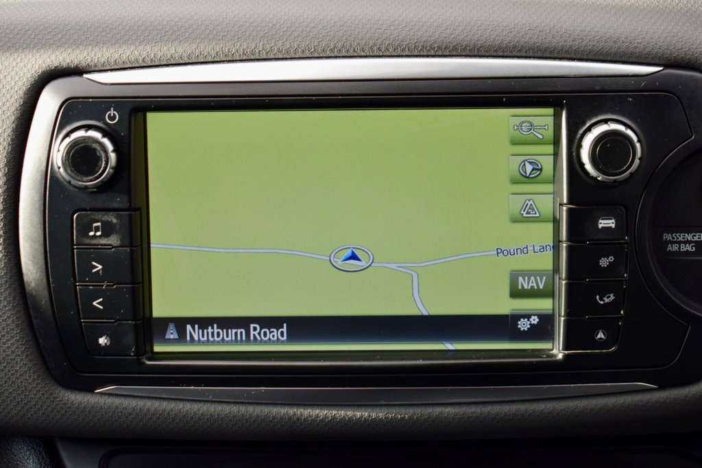 Used Toyota Yaris 2015 for sale - 76950363: Photo 45