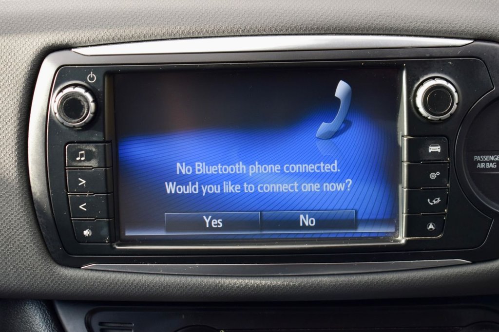 Used Toyota Yaris 2015 for sale - 76950363: Photo 46