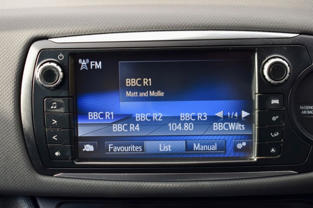 Used Toyota Yaris 2015 for sale - 76950363: Photo 47