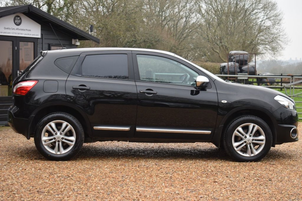 Used Nissan Qashqai 2014 for sale - 77038350: Photo 15