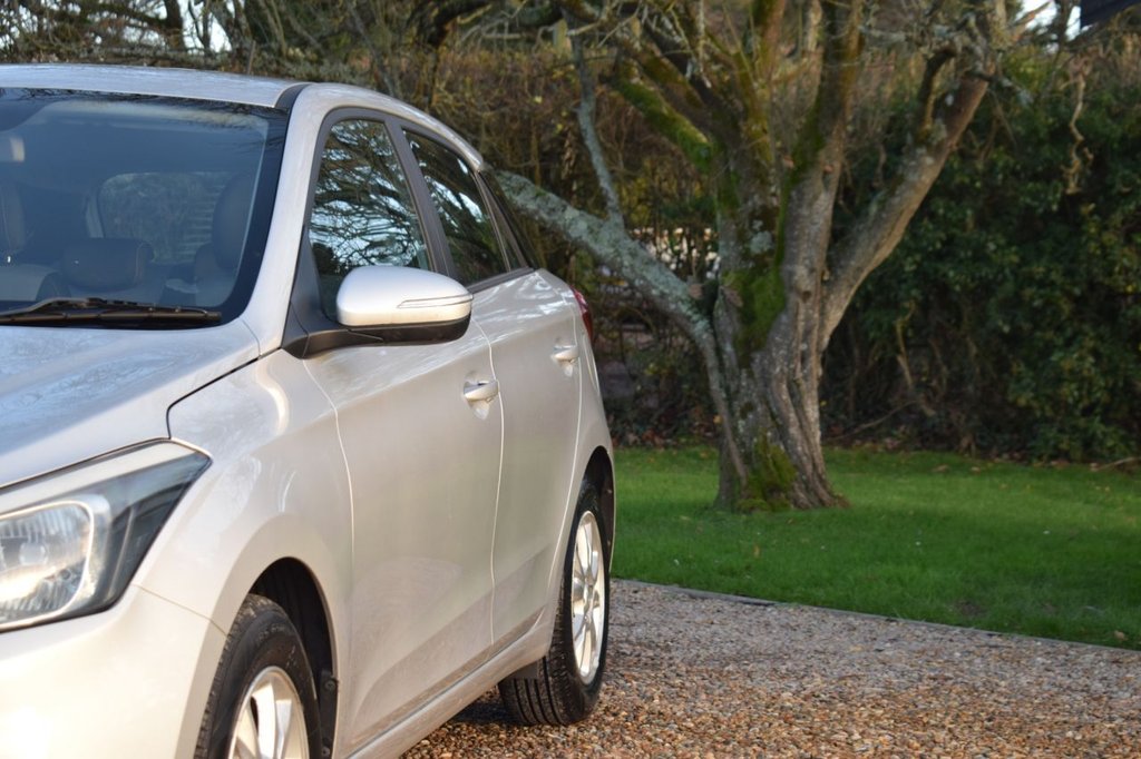 Used Hyundai i20 2017 for sale - 77014431: Photo 15