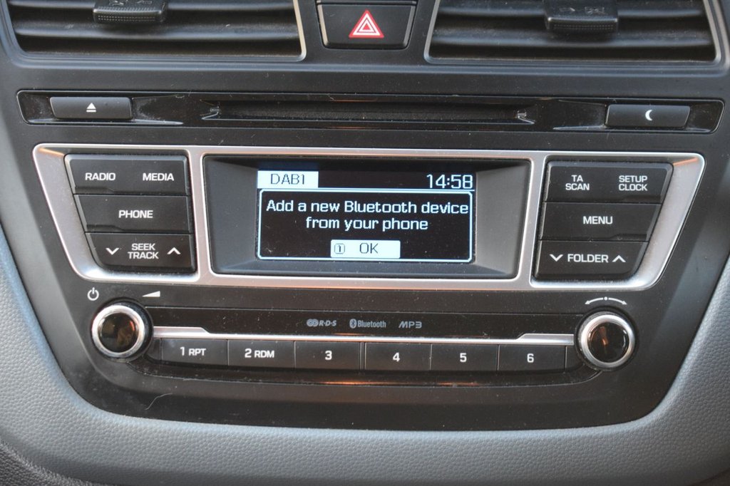 Used Hyundai i20 2017 for sale - 77014431: Photo 41