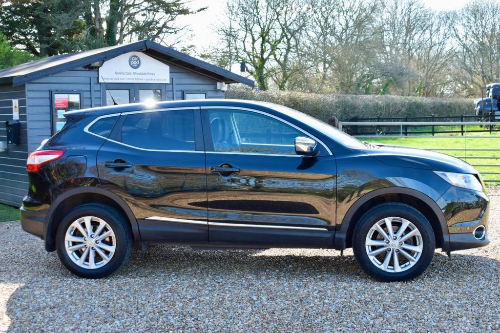 Used Nissan Qashqai 2014 for sale - 77557757: Photo 18