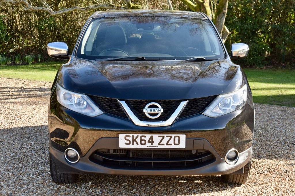 Used Nissan Qashqai 2014 for sale - 77557757: Photo 2