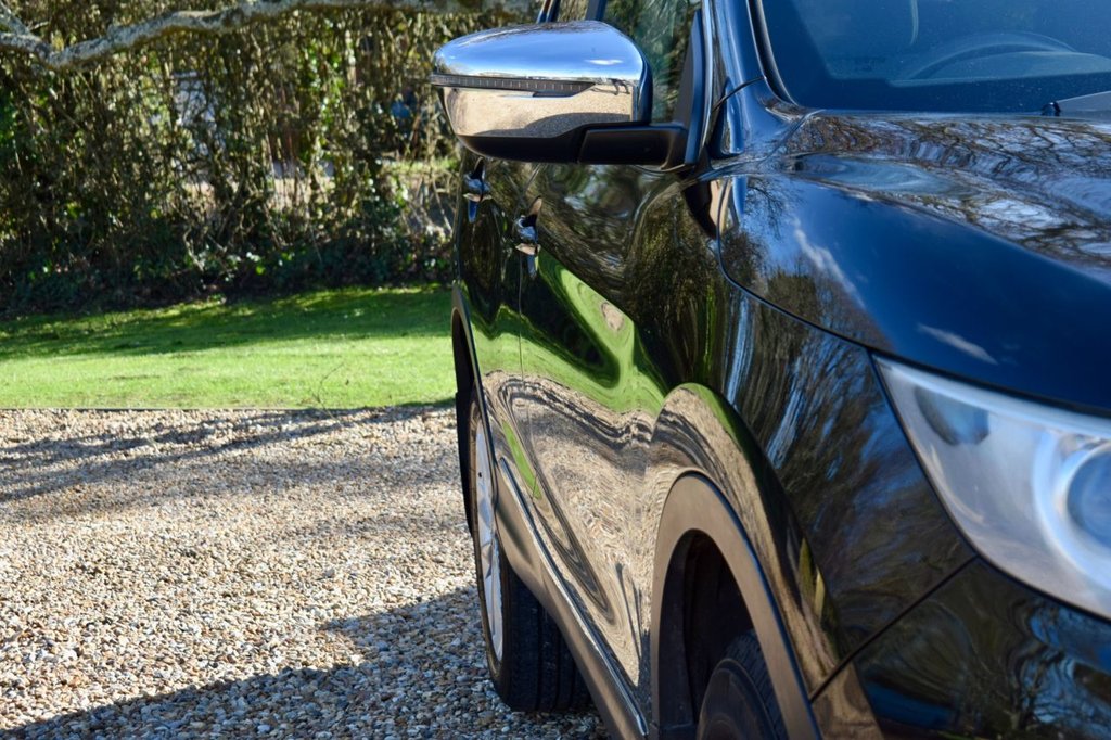 Used Nissan Qashqai 2014 for sale - 77557757: Photo 22