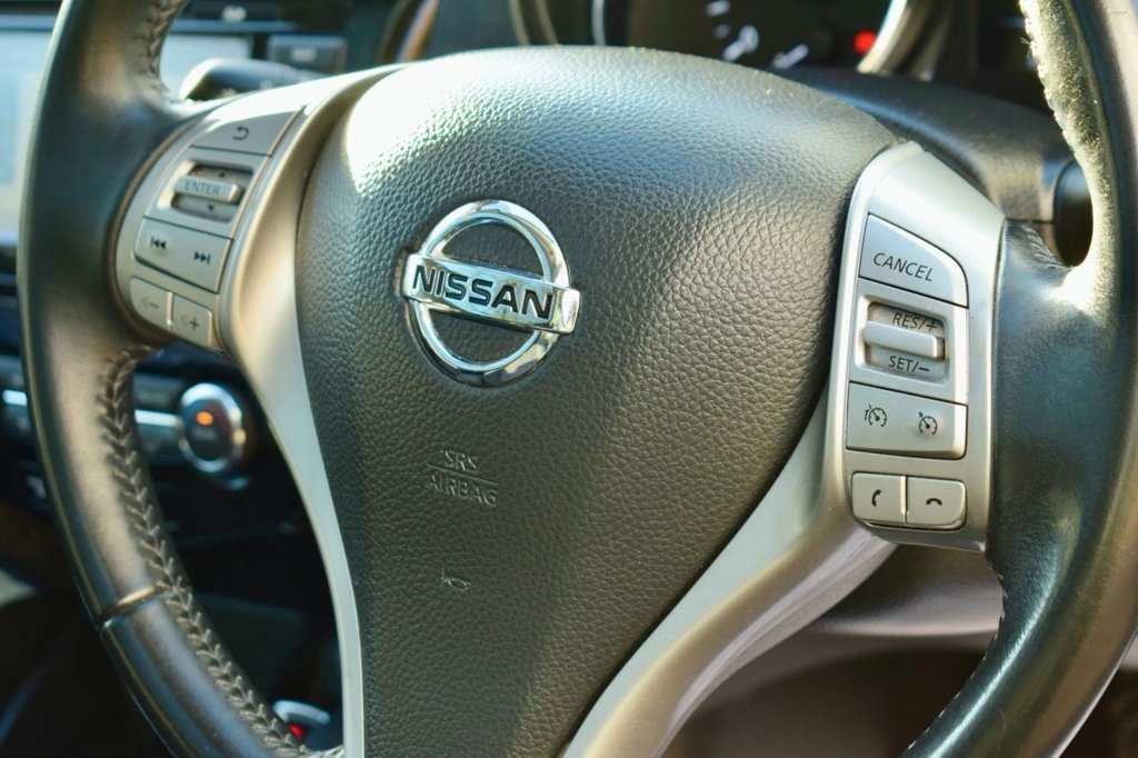 Used Nissan Qashqai 2015 for sale - 76536153: Photo 31