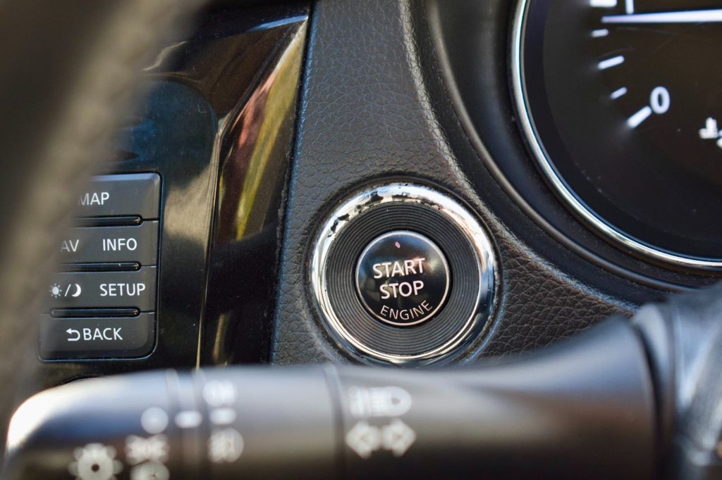 Used Nissan Qashqai 2015 for sale - 76536153: Photo 49