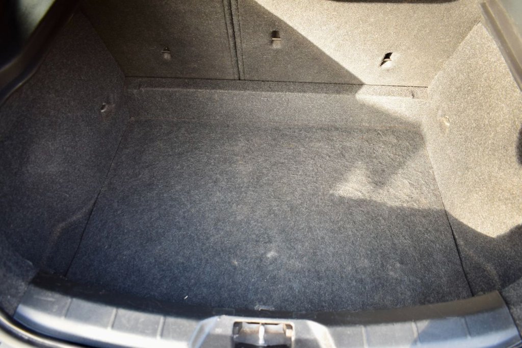 Used Volvo V40 2018 for sale - 77394379: Photo 13