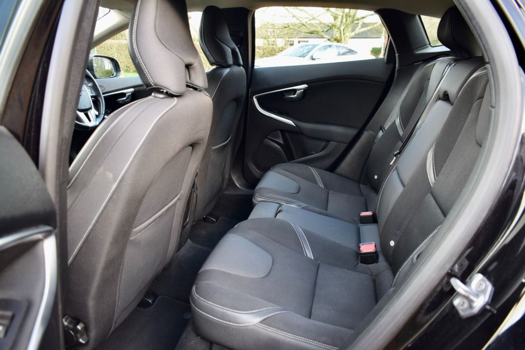 Used Volvo V40 2018 for sale - 77394379: Photo 28