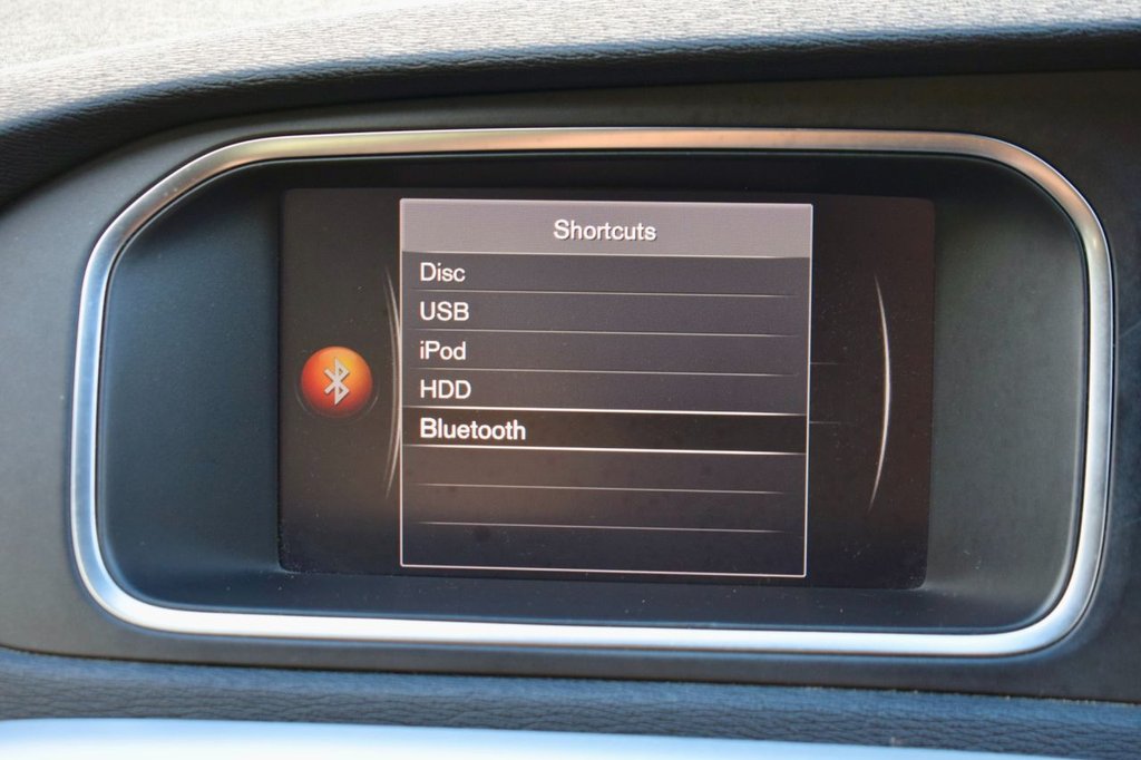 Used Volvo V40 2018 for sale - 77394379: Photo 40