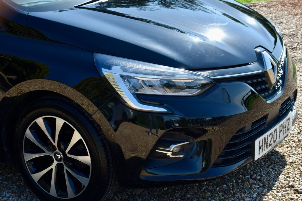 Used Renault Clio 2020 for sale - 76202143: Photo 14