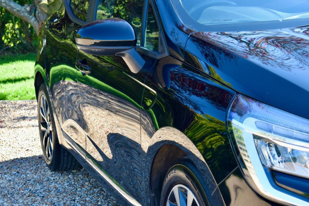 Used Renault Clio 2020 for sale - 76202143: Photo 15