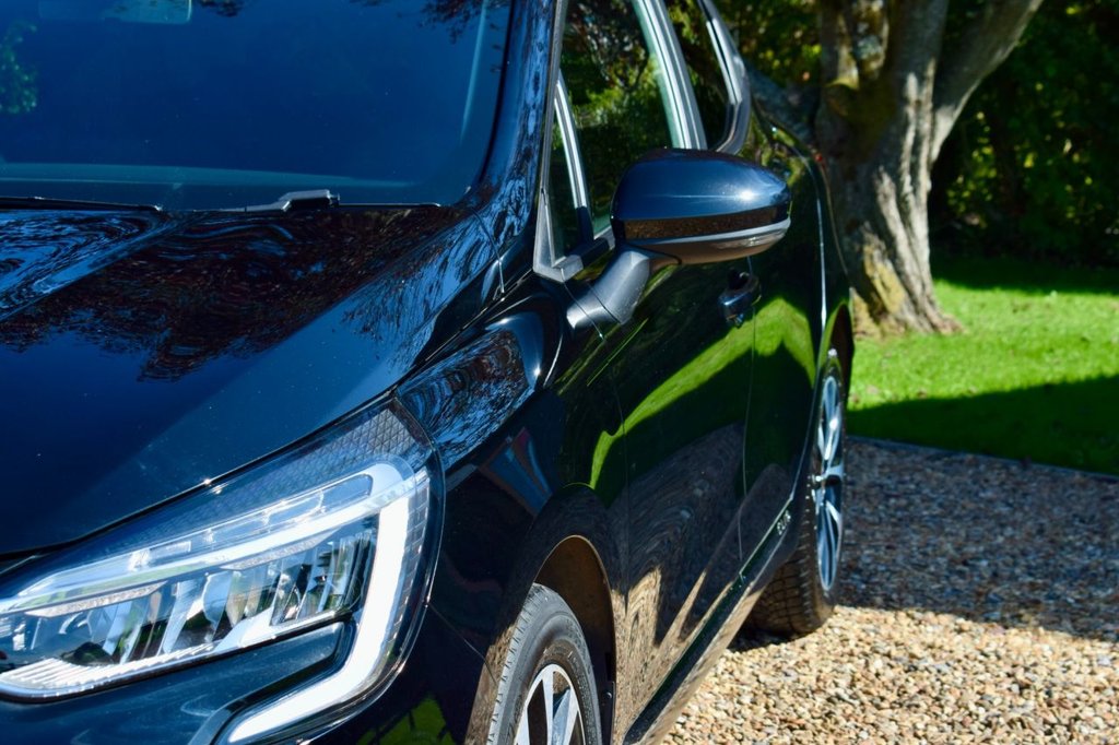 Used Renault Clio 2020 for sale - 76202143: Photo 16