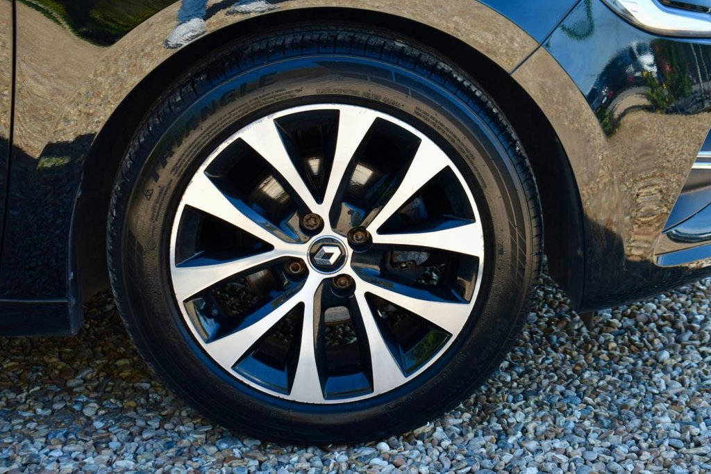 Used Renault Clio 2020 for sale - 76202143: Photo 17