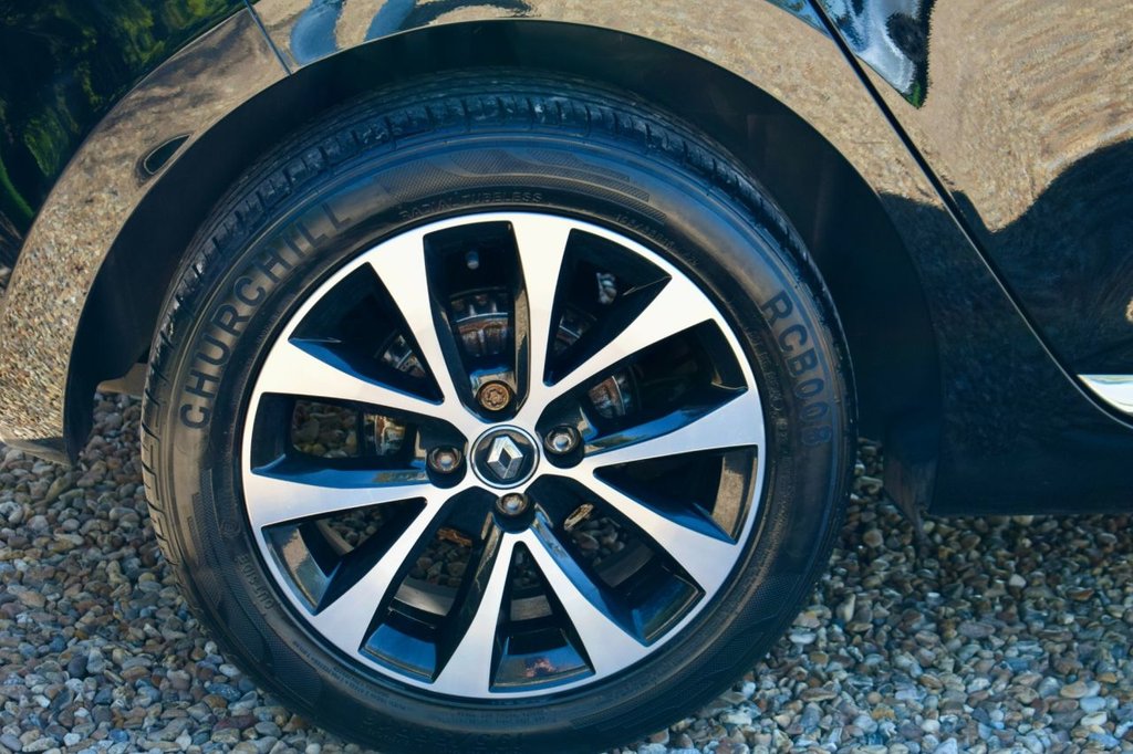 Used Renault Clio 2020 for sale - 76202143: Photo 18