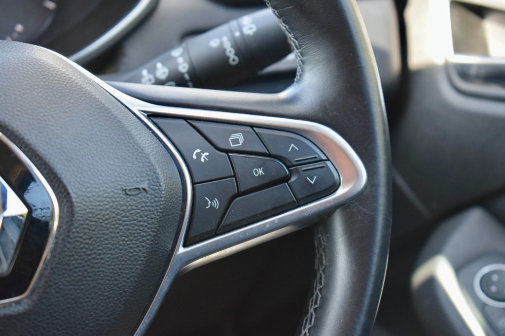 Used Renault Clio 2020 for sale - 76202143: Photo 30