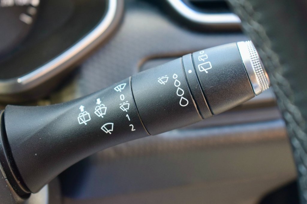 Used Renault Clio 2020 for sale - 76202143: Photo 33