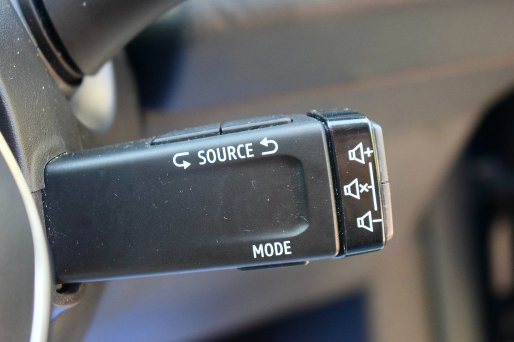 Used Renault Clio 2020 for sale - 76202143: Photo 34